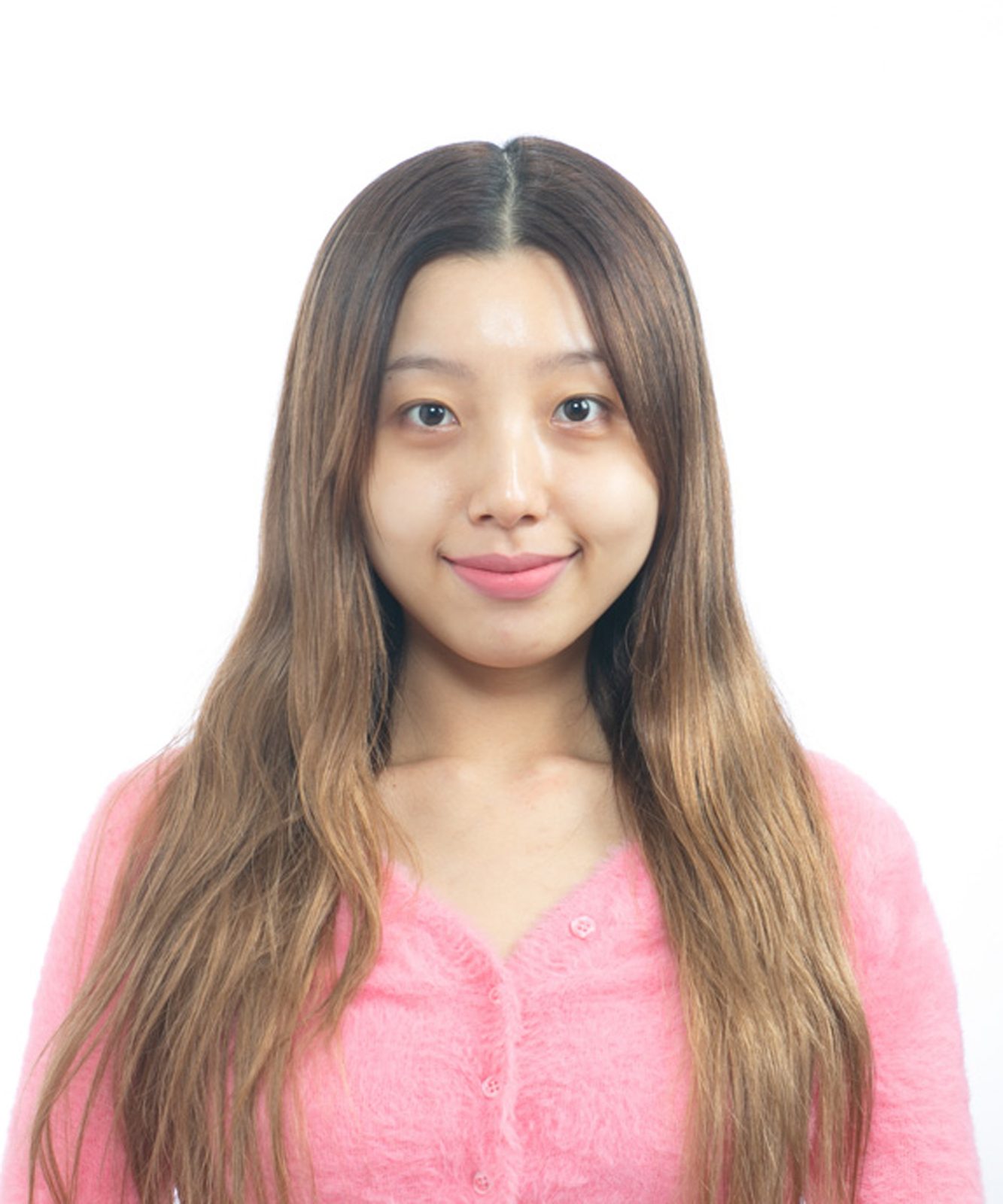 창원 장수사진 — 부드러운 조명으로 찍은 여성 프로필